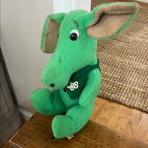 Vintage 1976 C&S Bank Aardvark stuffed animal